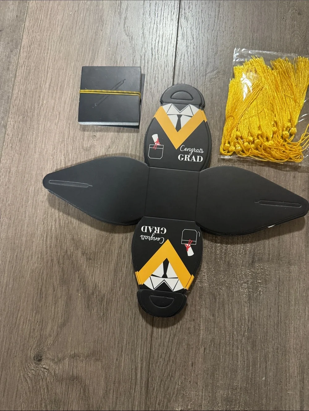***2/$15*** 24 pcs graduation cap candy box